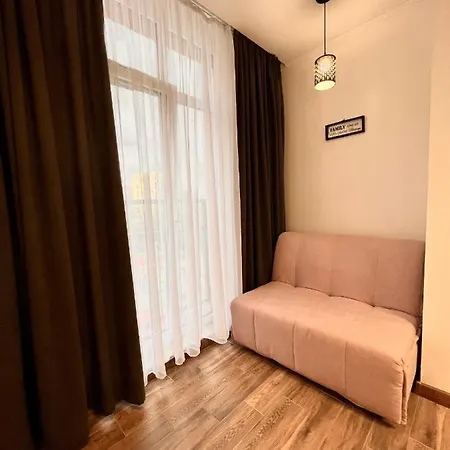 шевченка 60, семицвіт