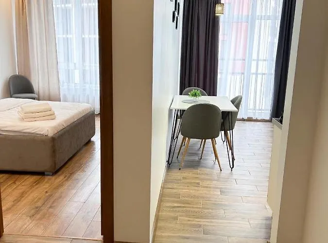 шевченка 60, семицвіт