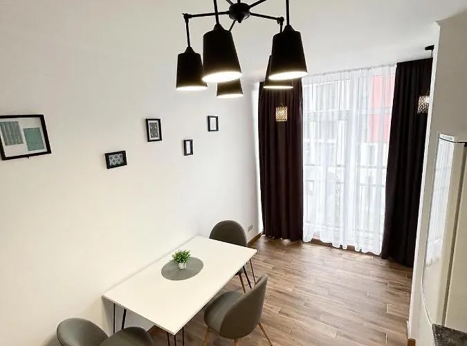 шевченка 60, семицвіт *